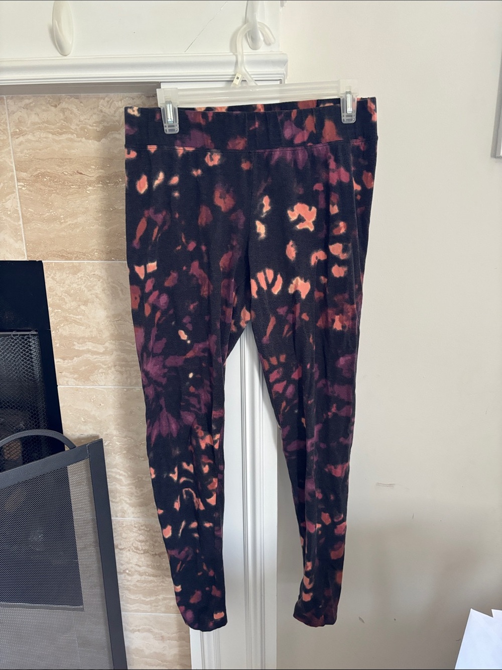 Sonoma Tie-Dye Girls Leggings in Black, Purple and Orange